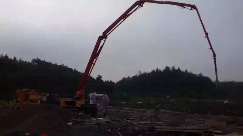 攪拌拖泵,攪拌天泵,混凝土攪拌站,車(chē)載攪拌泵,混凝土濕噴機(jī) 攪拌拖泵,攪拌天泵,混凝土攪拌站,車(chē)載攪拌泵,混凝土濕噴機(jī)
